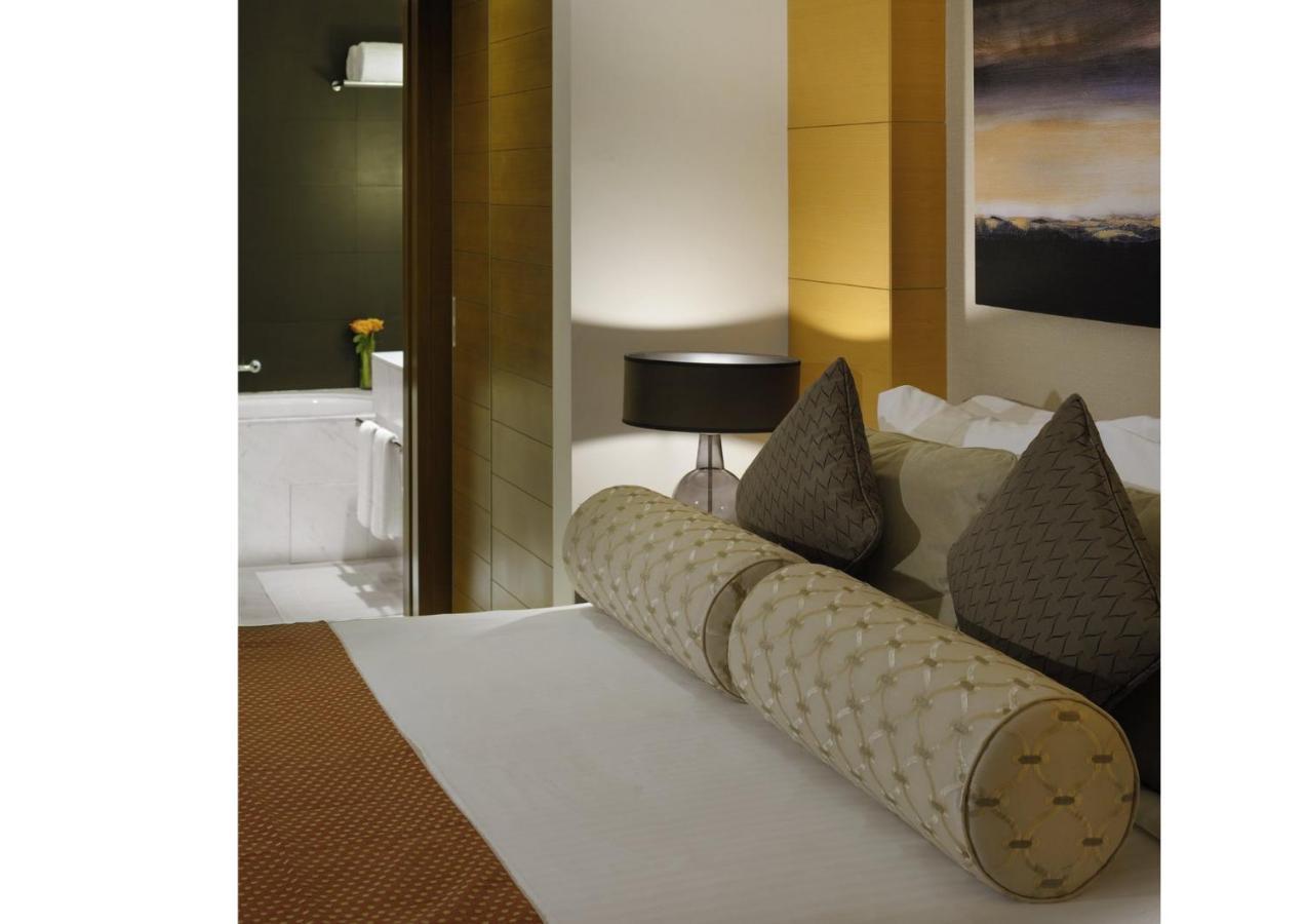 Address Dubai Mall Apartments By Qstay Ngoại thất bức ảnh